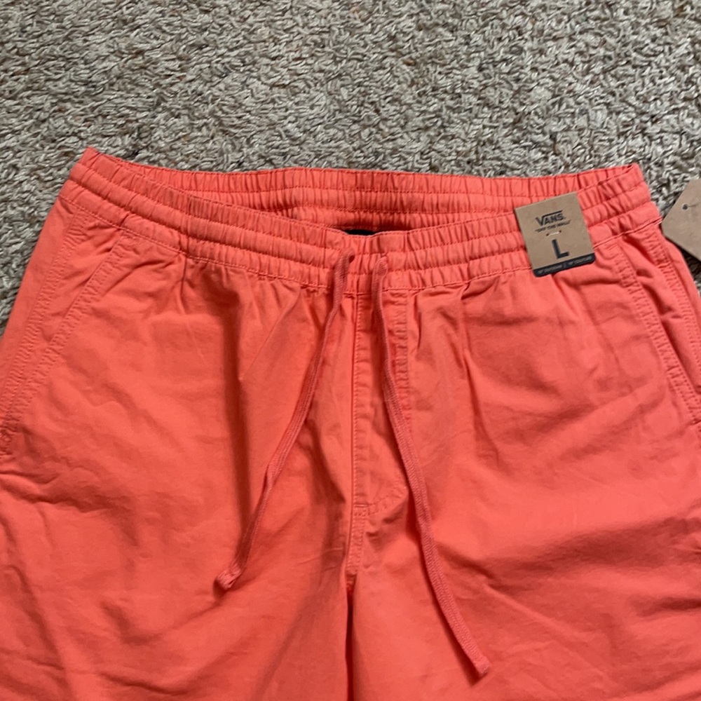 Vans men’s orange Range shorts - Picture 3 of 7